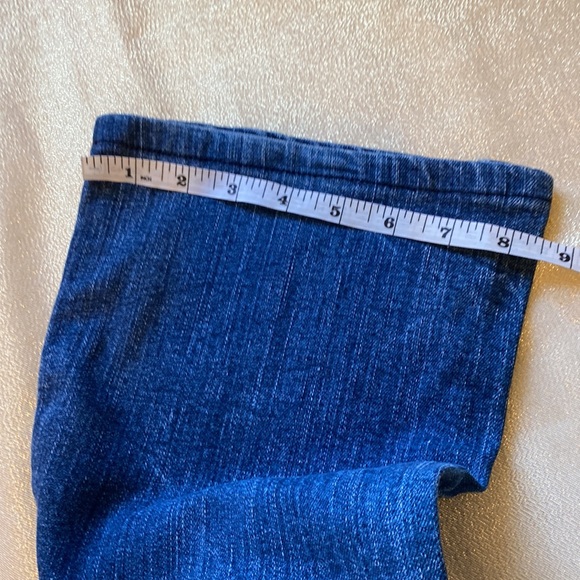 Silver jeans co. Woman’s Size 26 boot cut jeans - Picture 5 of 6